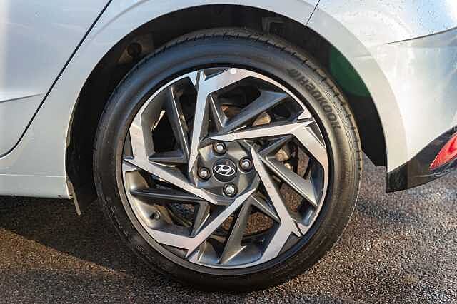 Hyundai i20 5 Dr 1.0 T-GDi 100ps Premium 48 Volt Hybrid