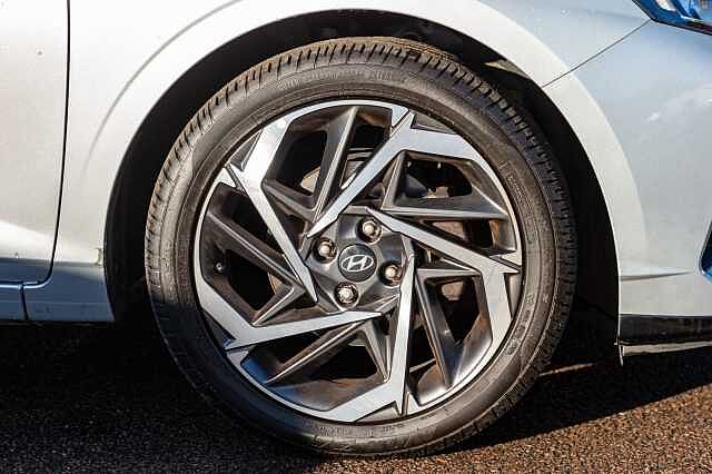 Hyundai i20 5 Dr 1.0 T-GDi 100ps Premium 48 Volt Hybrid