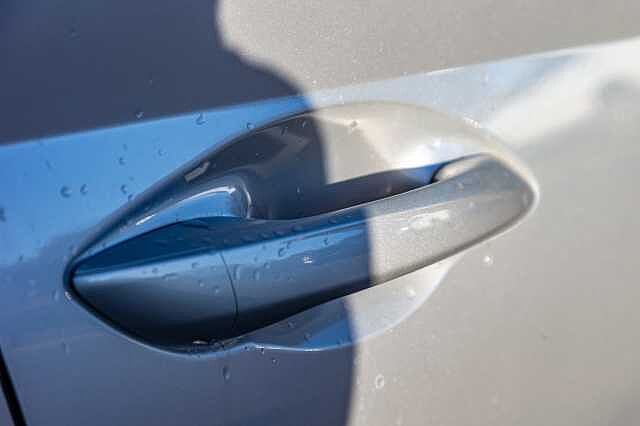 Hyundai i20 5 Dr 1.0 T-GDi 100ps Premium 48 Volt Hybrid