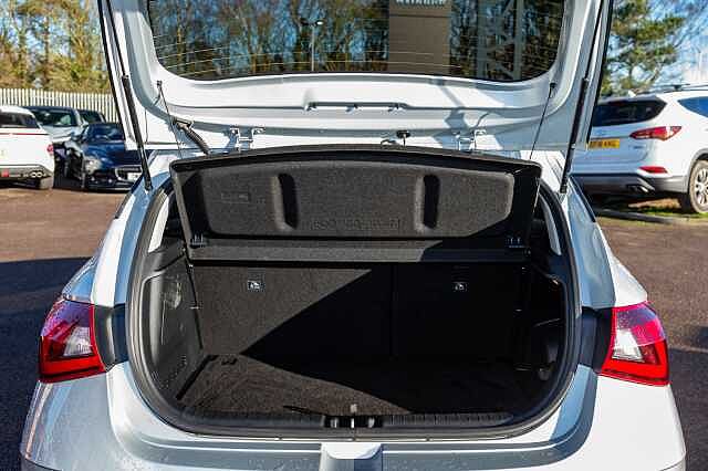 Hyundai i20 5 Dr 1.0 T-GDi 100ps Premium 48 Volt Hybrid