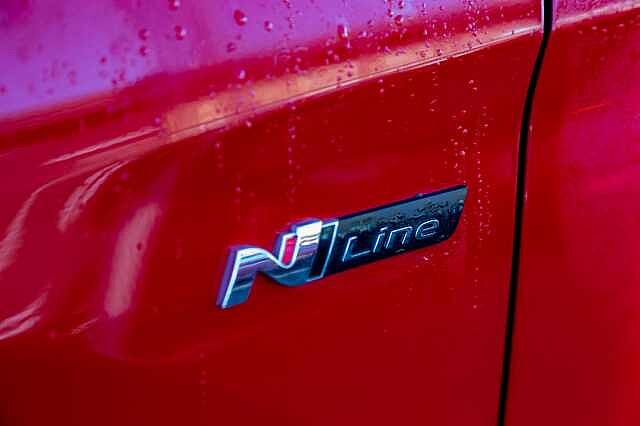 Hyundai TUCSON 5Dr 1.6CRDi (136ps) N Line 48V Hybrid Red