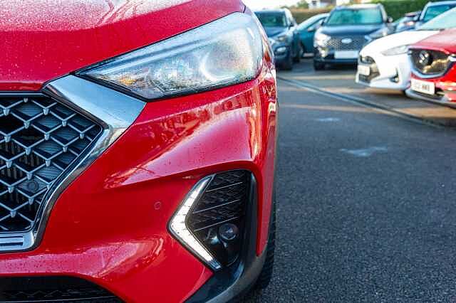 Hyundai TUCSON 5Dr 1.6CRDi (136ps) N Line 48V Hybrid Red