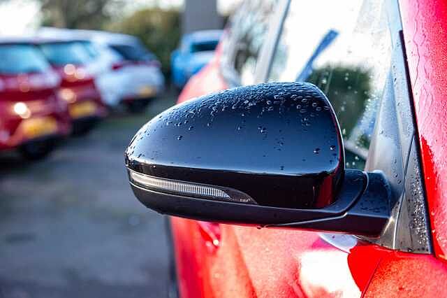 Hyundai TUCSON 5Dr 1.6CRDi (136ps) N Line 48V Hybrid Red