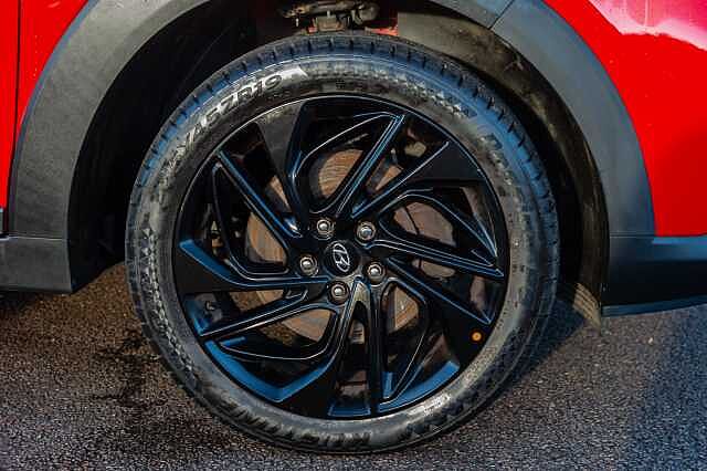 Hyundai TUCSON 5Dr 1.6CRDi (136ps) N Line 48V Hybrid Red