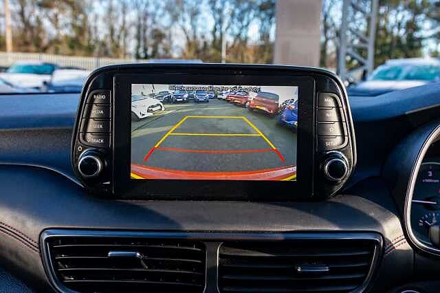 Hyundai TUCSON 5Dr 1.6CRDi (136ps) N Line 48V Hybrid Red