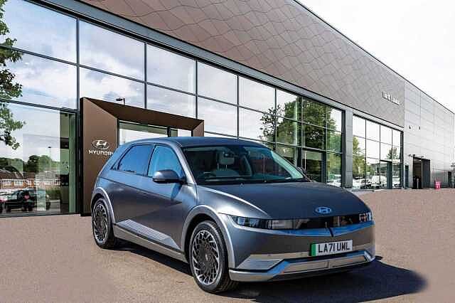 E (217ps) Ultimate 73kWh RWD