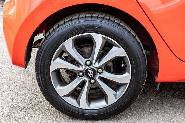 Hyundai i10 Hatchback 5d 1.0 (67ps) PLAY