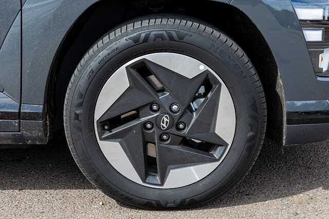 Hyundai KONA 160kW Advance 65kWh 5dr Auto