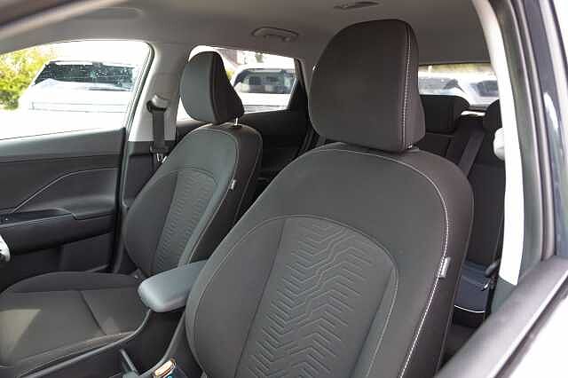 Hyundai KONA 160kW Advance 65kWh 5dr Auto