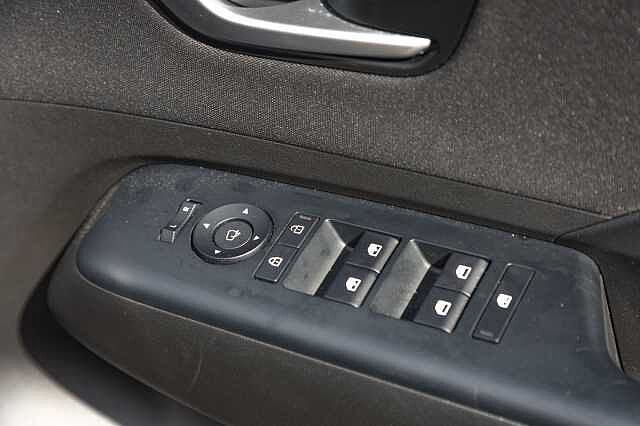 Hyundai KONA 160kW Advance 65kWh 5dr Auto