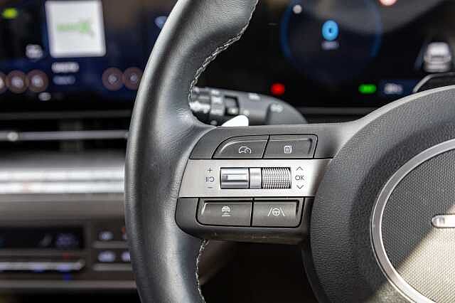 Hyundai KONA 160kW Advance 65kWh 5dr Auto