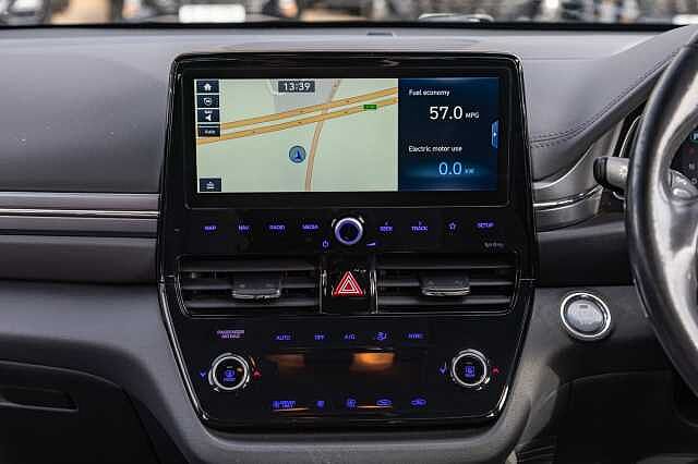 Hyundai IONIQ 1.6 GDi Hybrid Premium 5dr DCT