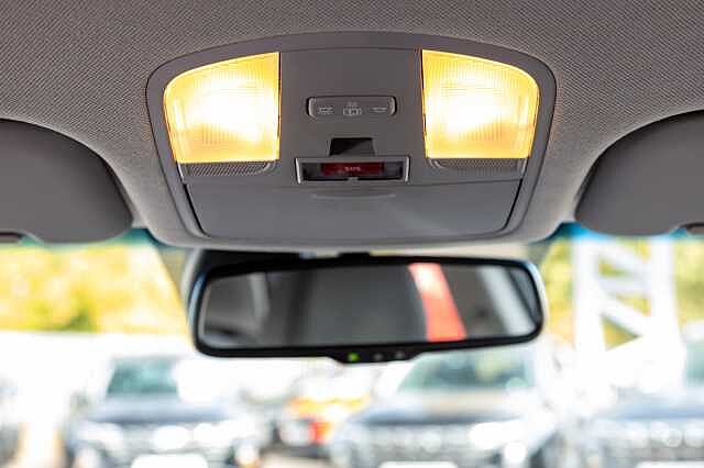 Hyundai IONIQ 1.6 GDi Hybrid Premium 5dr DCT