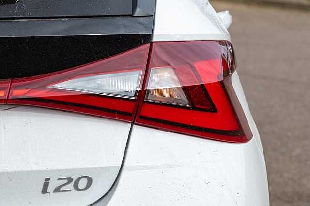 Hyundai i20 1.0T GDi Premium 5dr DCT