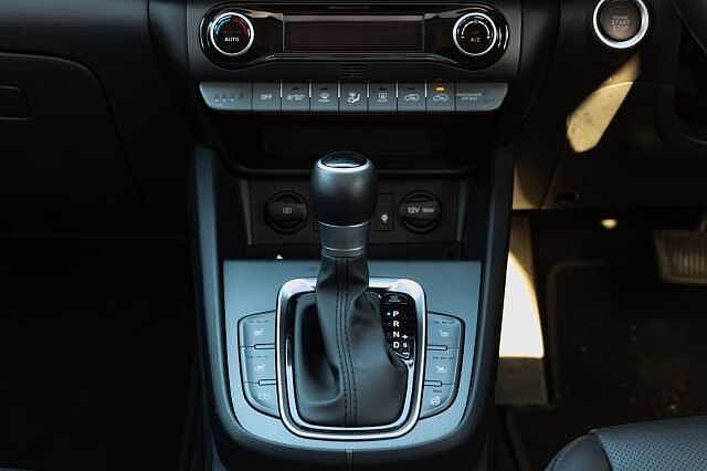Hyundai KONA 1.6 GDi Hybrid Ultimate 5dr DCT