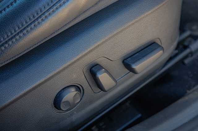 Hyundai KONA 1.6 GDi Hybrid Ultimate 5dr DCT