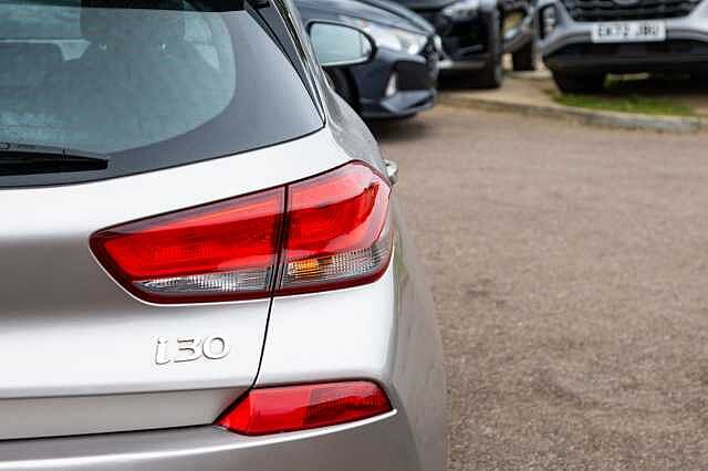 Hyundai i30 1.0T GDI SE Nav 5dr