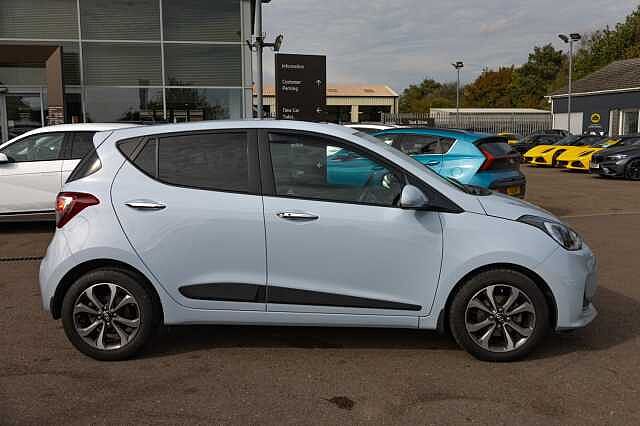 Hyundai i10 1.2 Premium SE 5dr