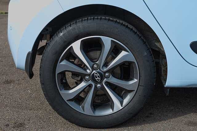 Hyundai i10 1.2 Premium SE 5dr