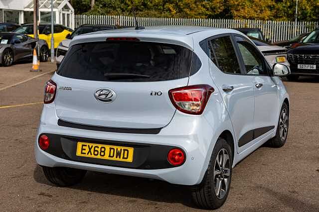 Hyundai i10 1.2 Premium SE 5dr