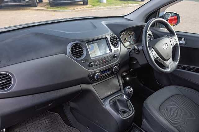 Hyundai i10 1.2 Premium SE 5dr