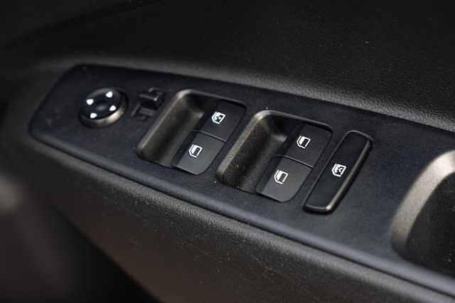 Hyundai i10 1.2 MPi Premium 5dr