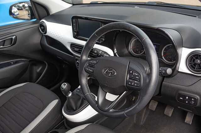 Hyundai i10 1.2 MPi Premium 5dr