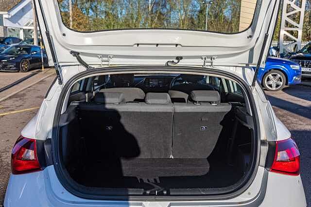 Hyundai i20 1.0T GDi 48V MHD SE Connect 5dr