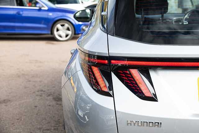 Hyundai TUCSON 1.6 TGDi Hybrid 230 SE Connect 5dr 2WD Auto Silver