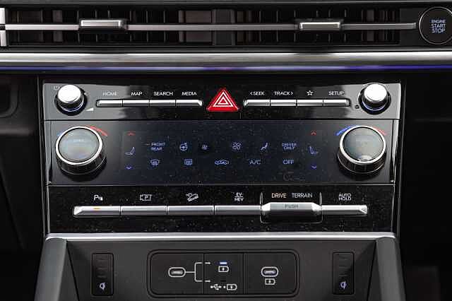 Hyundai SANTA FE 1.6 TGDi Plug-in Hybrid Ultimate 5dr 4WD Auto