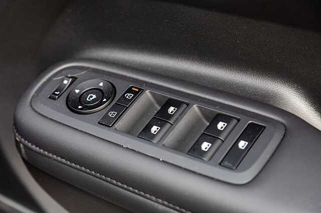 Hyundai SANTA FE 1.6 TGDi Plug-in Hybrid Ultimate 5dr 4WD Auto