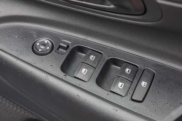 Hyundai i20 1.0T GDi Advance 5dr