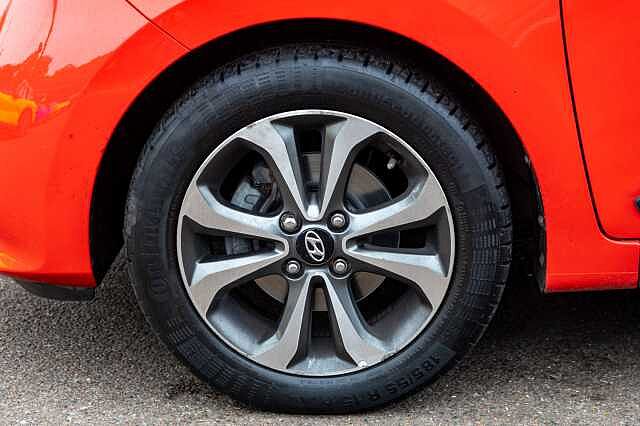 Hyundai i10 1.2 Premium SE 5dr Auto