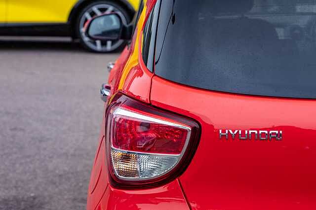 Hyundai i10 1.2 Premium SE 5dr Auto