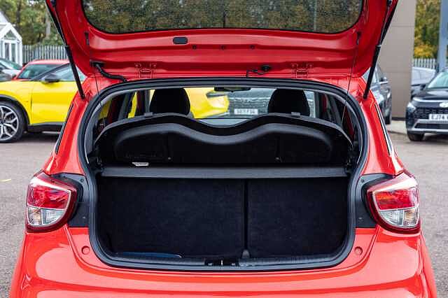 Hyundai i10 1.2 Premium SE 5dr Auto