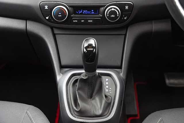 Hyundai i10 1.2 Premium SE 5dr Auto