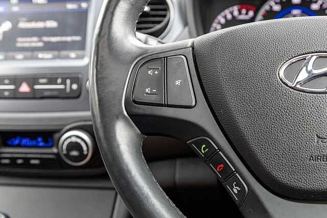 Hyundai i10 1.2 Premium SE 5dr Auto