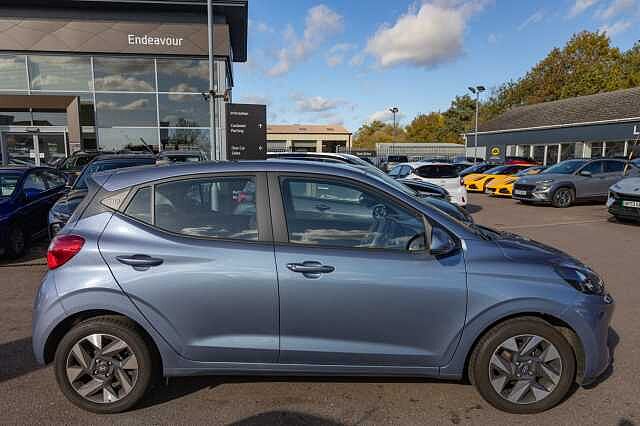 Hyundai i10 1.0 Advance 5dr