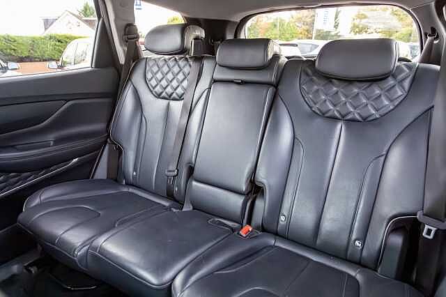 Hyundai SANTA FE 1.6 TGDi Plug-in Hybrid Premium 5dr 4WD Auto