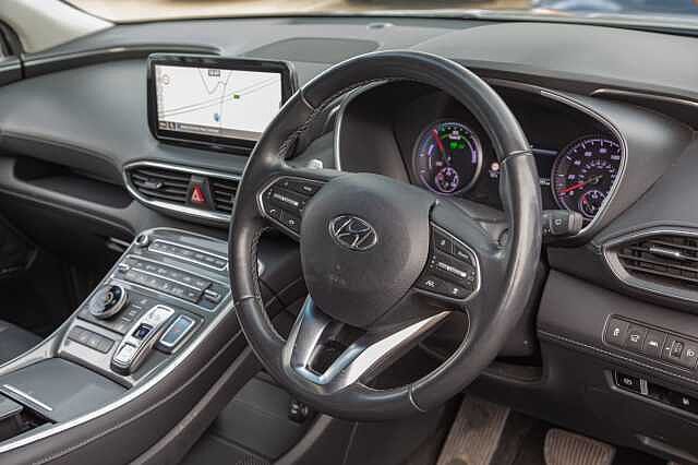 Hyundai SANTA FE 1.6 TGDi Plug-in Hybrid Premium 5dr 4WD Auto