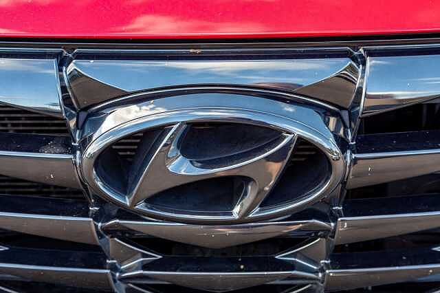 Hyundai TUCSON 1.6 TGDi Hybrid 230 Premium 5dr 2WD Auto Red