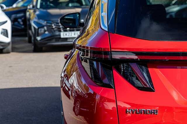 Hyundai TUCSON 1.6 TGDi Hybrid 230 Premium 5dr 2WD Auto Red