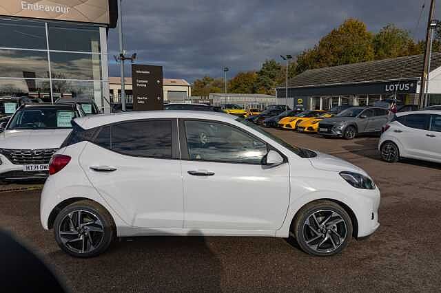 Hyundai i10 1.2 [79] Premium 5dr Auto [Nav]