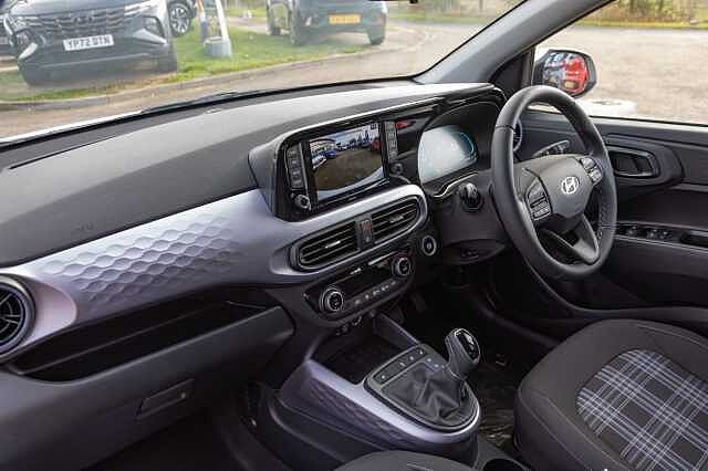 Hyundai i10 1.2 [79] Premium 5dr Auto [Nav]