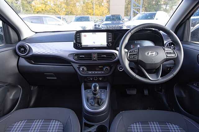 Hyundai i10 1.2 [79] Premium 5dr Auto [Nav]