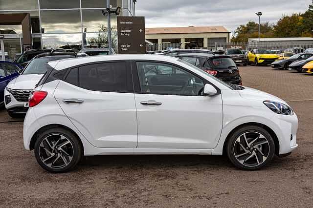 Hyundai i10 1.2 [79] Premium 5dr Auto [Nav]