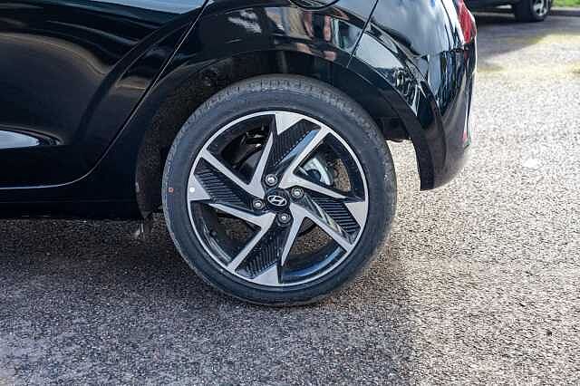 Hyundai i10 1.2 [79] Premium 5dr Auto [Nav]