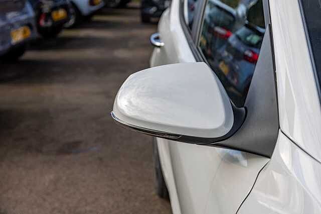 Hyundai i10 1.2 [79] Premium 5dr Auto [Nav]