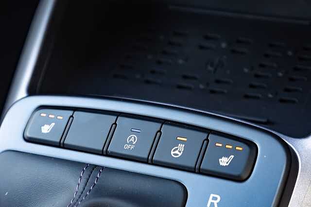 Hyundai i10 1.2 [79] Premium 5dr Auto [Nav]