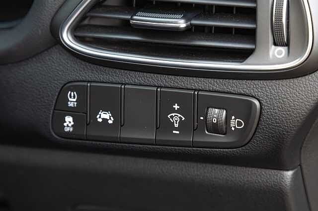 Hyundai i30 1.0T GDI SE Nav 5dr